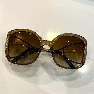 Chloe sunglasses like new